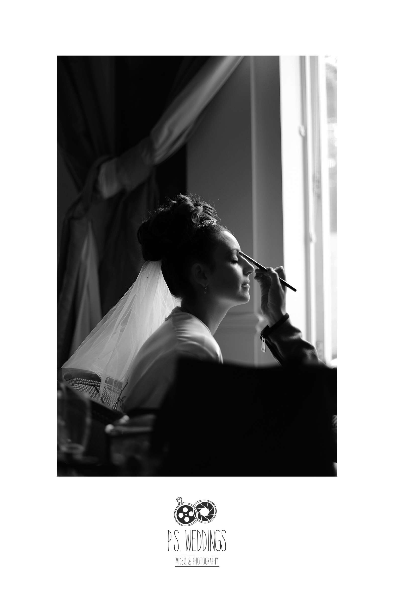 Clare and Chad: Hollin Hall Country Hotel, Bollington, Macclesfield. (C) PS Weddings UK.